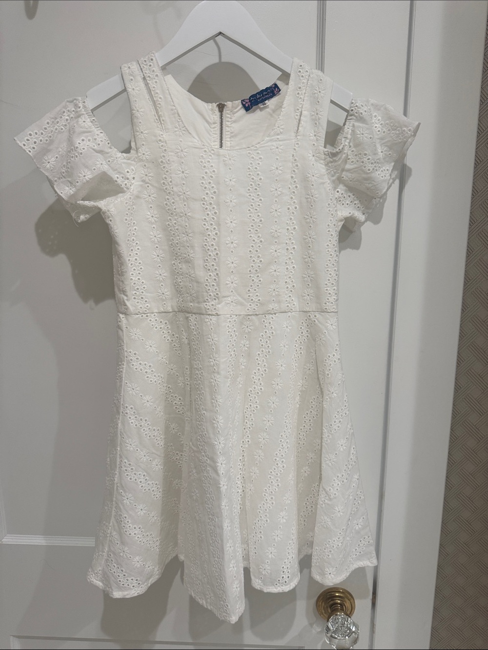 Truly Me by Sara Sara white eyelet cold-shoulder dress size 10